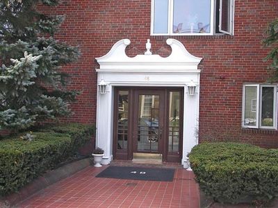 48 Hollis St APT 3, Newton, MA, 02458
