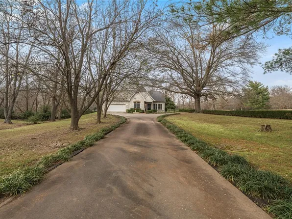 22 Lundy Ln, Bella Vista, AR 72714