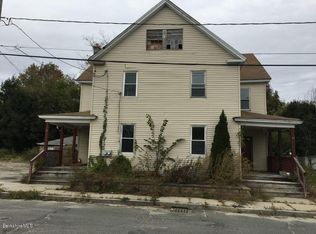 17 Root Pl, Pittsfield, MA 01201