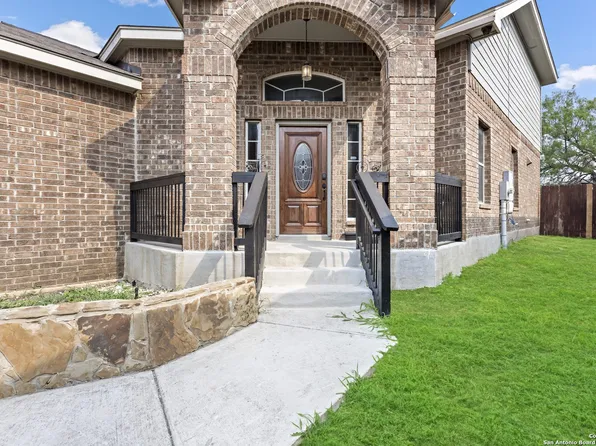 6310 GOLDEN VALLEY DR, San Antonio, TX 78242
