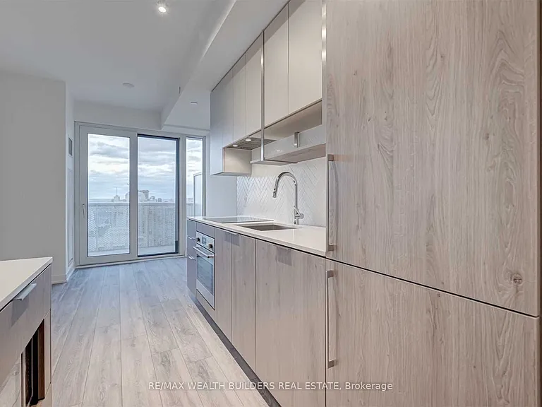15 Holmes Ave #2206 — Photo 15