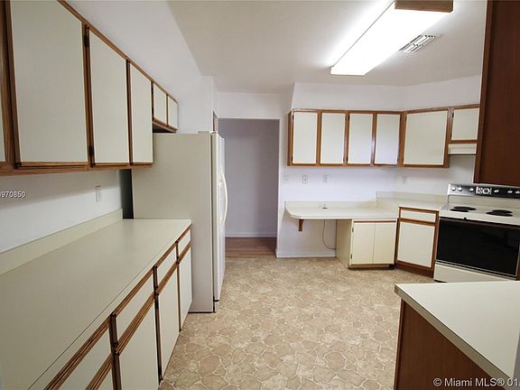 3rd image of 2380 SE 25th Dr