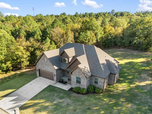 59 Seven Point Lake Rd, Vilonia, AR 72173