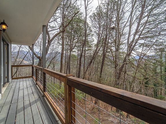 5th image of 308 Searcy Mountain Rd