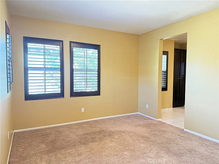10510 Maple Ln — Photo 16