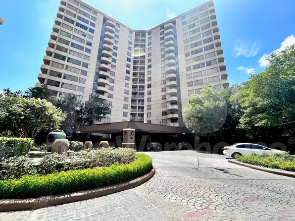 3525 Sage Rd APT 502, Houston, TX 77056