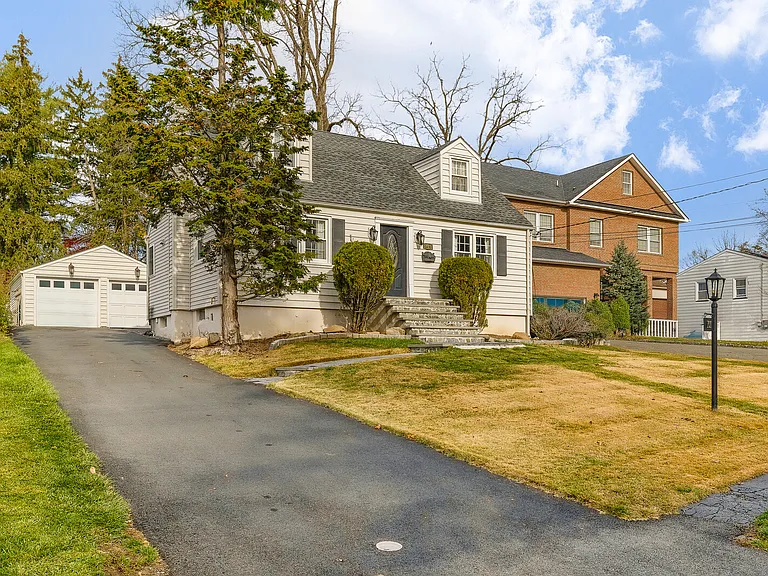 101 Sycamore Ave — Photo 3