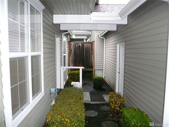 3rd image of 11008 80th Avenue Ct SW