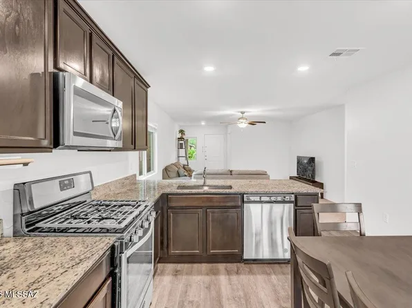 12827 N Peony Dr, Marana, AZ 85653