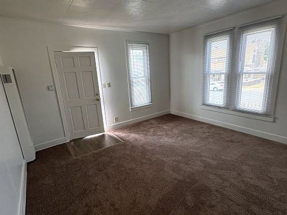 3rd image of 38 N Laurel St #1