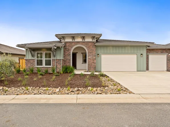 8226 Iron Creek Dr, Friant, CA 93626
