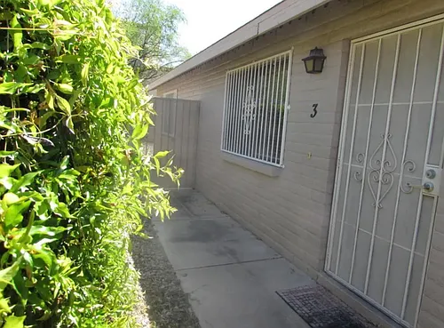 360 N Highland Ave #3 Photo 1