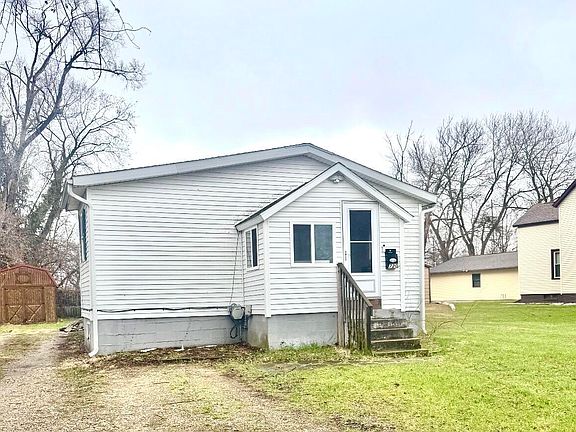 2nd image of 720 Ray St