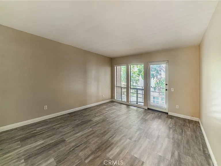 13236 Valleyheart Dr #102 — Photo 15