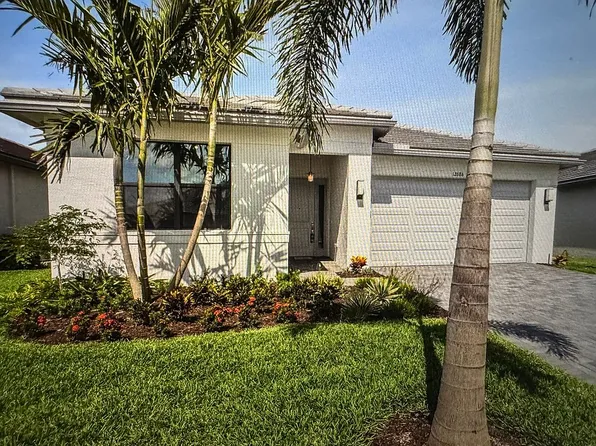 12686 SW Rain River Dr, Port Saint Lucie, FL 34987