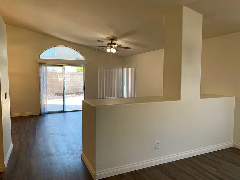 8029 Sierra Largo Dr — Photo 7