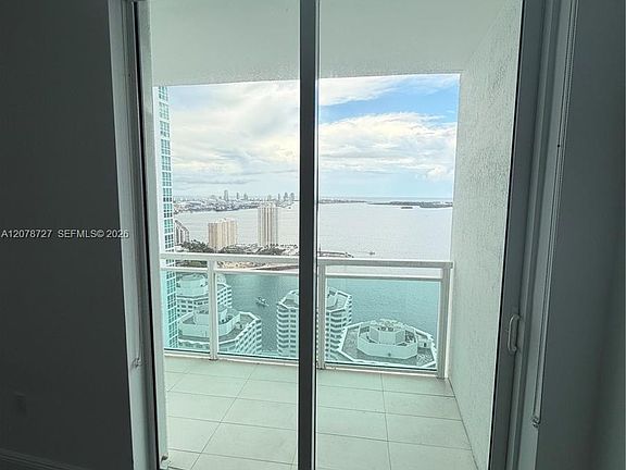 5th image of 951 Brickell Ave APT 3804