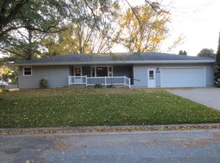 402 Meadow Ln, Wheatland, IA 52777