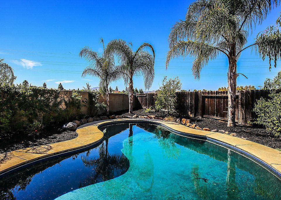 1st image of 4473 Parkview Ct