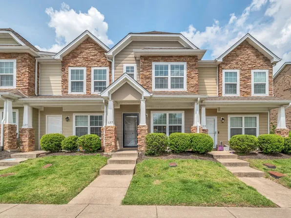 127 Cobblestone Place Dr, Goodlettsville, TN 37072