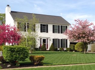 150 Pine Needle Dr, Seville, OH 44273
