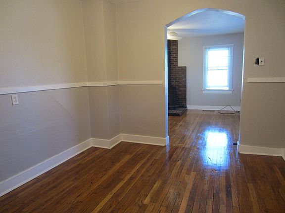 4th image of 406 Princeton Dr SE APT A