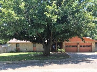 7003 W 13th St, Plainview, TX 79072