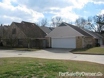 Back of Townhouse and Garage