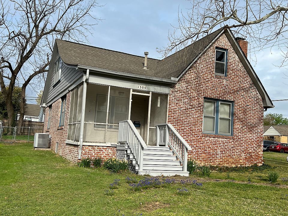 1304 S Louisville