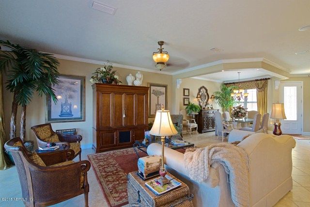 1st image of 13567 Isla Vista Dr