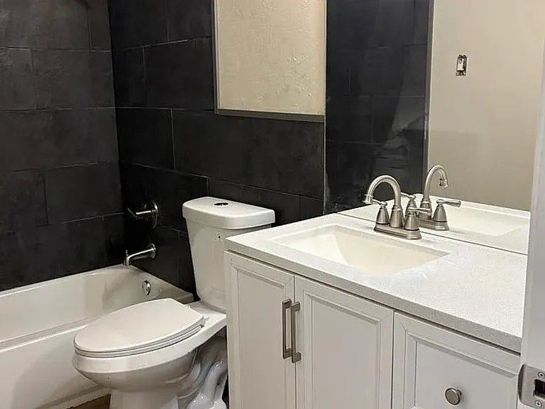 7278 Hazelcrest Dr — Photo 11