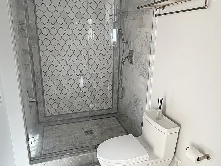 849 S Madison Ave — Photo 8