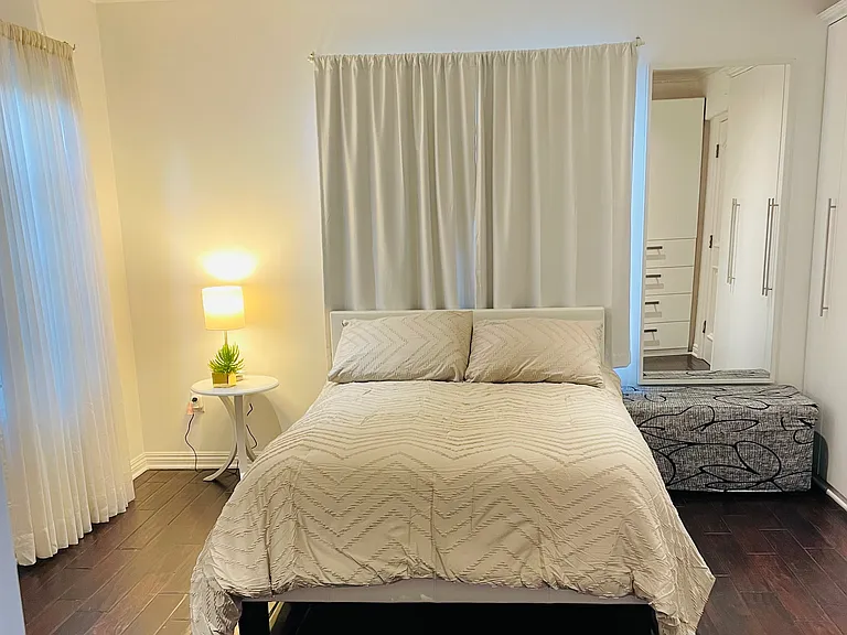 711 Schumacher Dr — Photo 14
