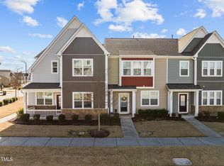 1334 Farm Pond Trl, Durham, NC 27703