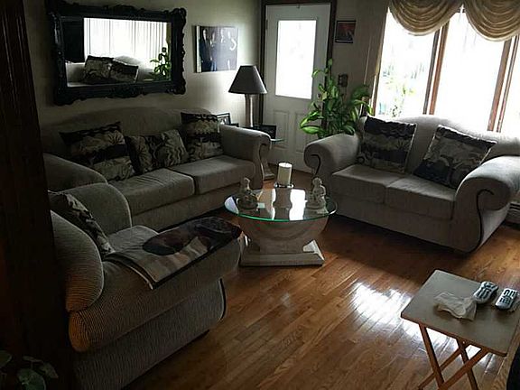 4th image of 21 John St