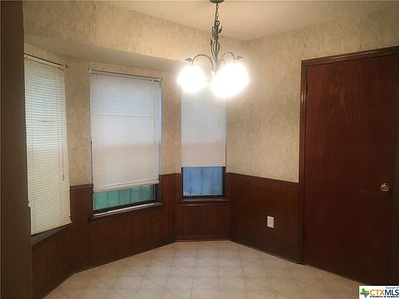 4th image of 1705 Kangaroo Ave