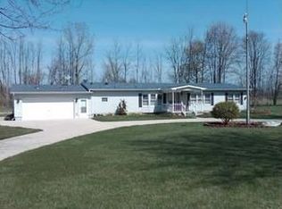 6940 Perry Rd, Yale, MI 48097