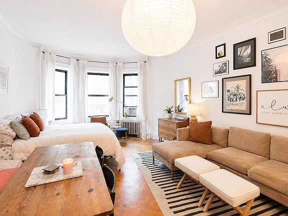 3rd image of 327 W 87th St APT 2A