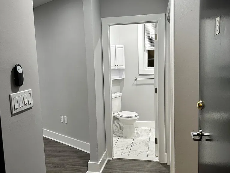 625-633 E Vernon Rd #2A — Photo 17