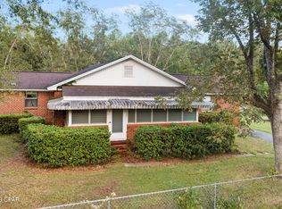 527 Main St, Chipley, FL 32428