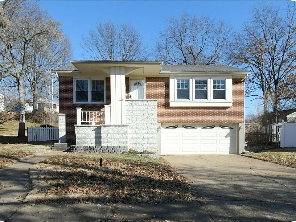 1st image of 9051 Amona Dr
