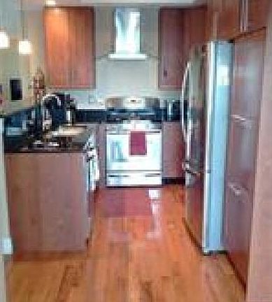 4th image of 35 Crescent Ave