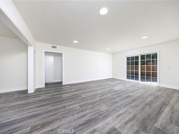 4th image of 84 Clearbrook #37