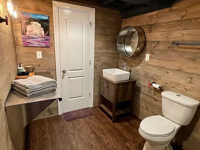820 Valley View Cir — Photo 8