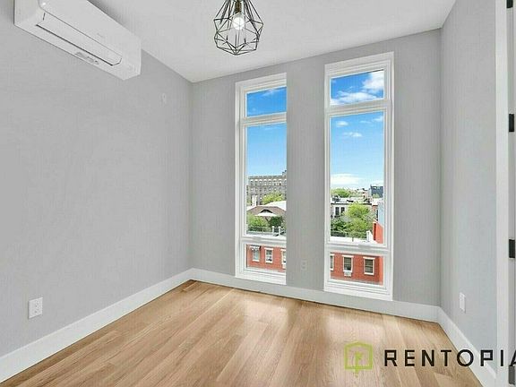 5th image of 58 Palmetto St #210