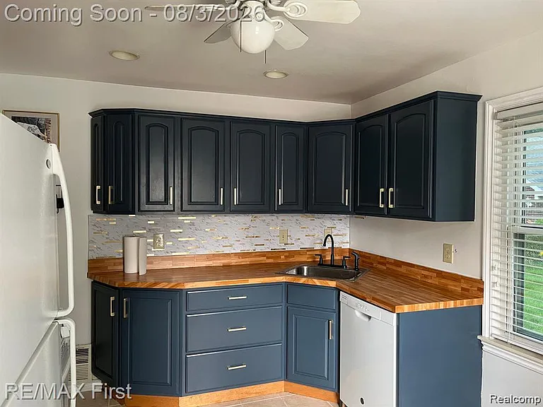 3102 N Blair Ave — Photo 7