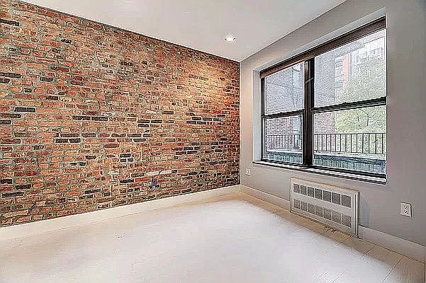 1st image of 195 Stanton St APT 2D