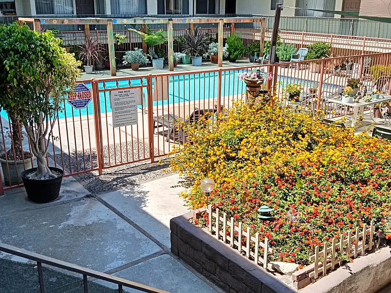 Castellana Apt. — Photo 25