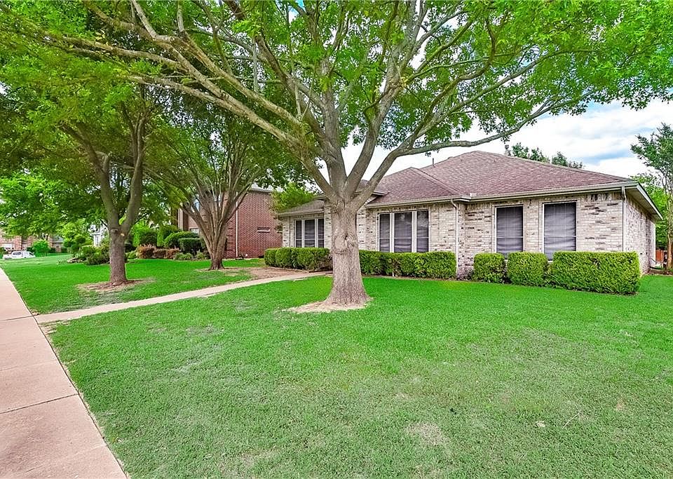 1st image of 168 Longleaf Cir