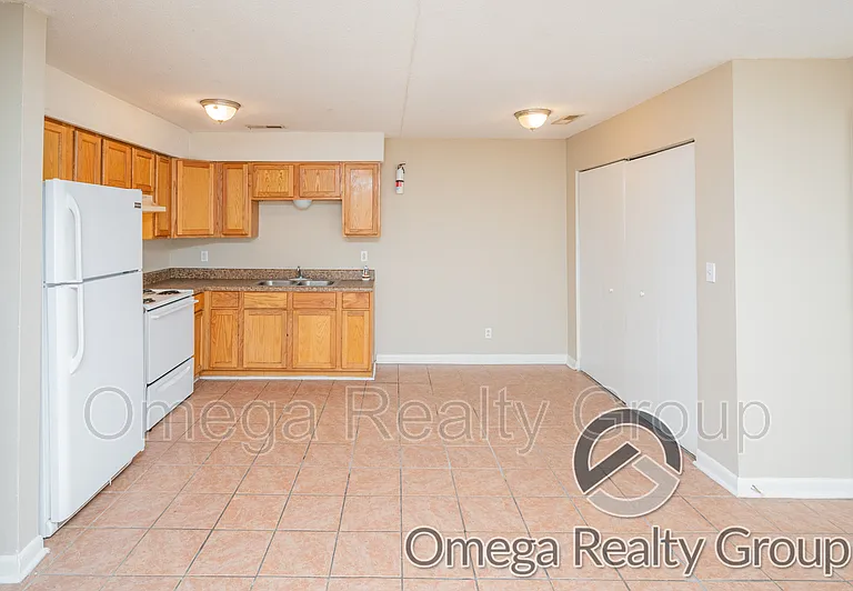 The Cove Apartments — Photo 24